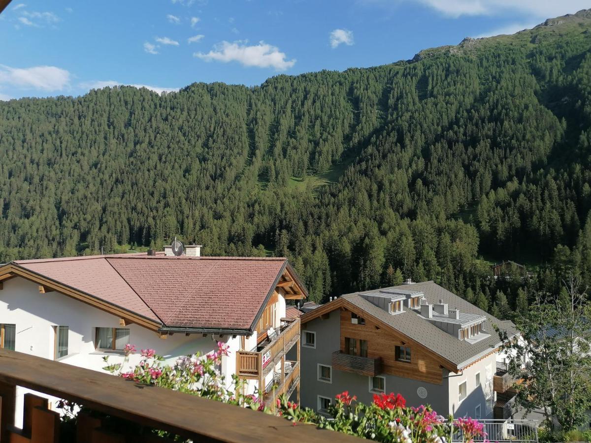 Haus Viola Appartement Samnaun Buitenkant foto
